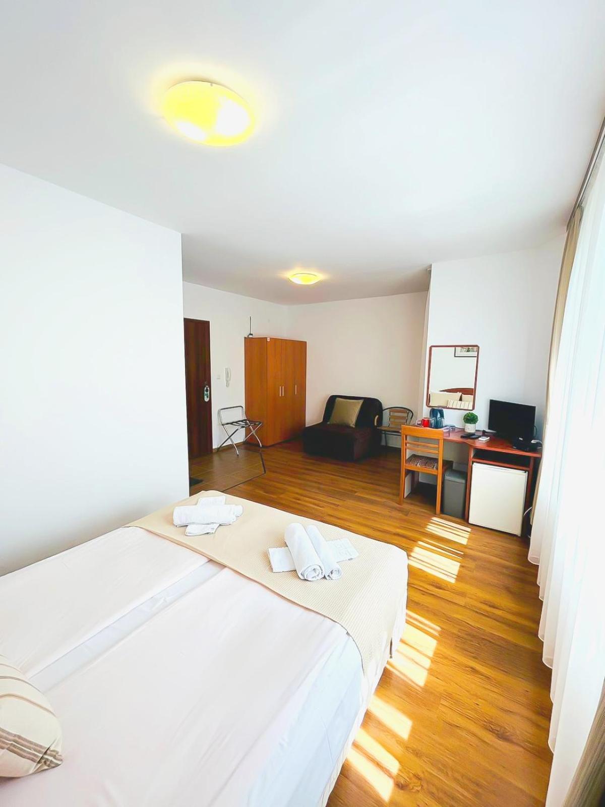 Family Hotel Helios サニービーチ エクステリア 写真